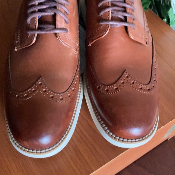 Men’s Shoes/COLE HAAN - Picture 6 of 13